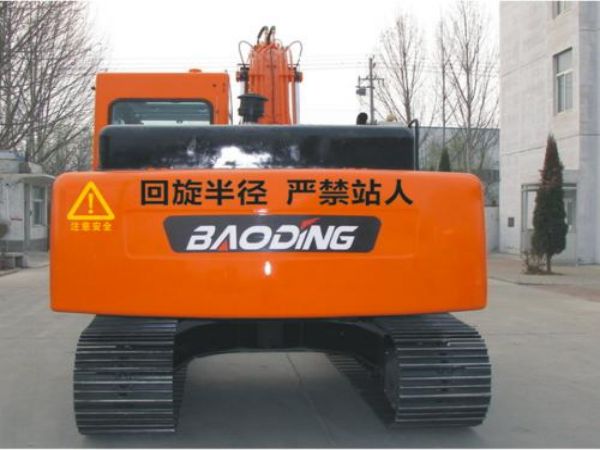 南漳县吊车出租电话_小型吊车支腿故障原因详情